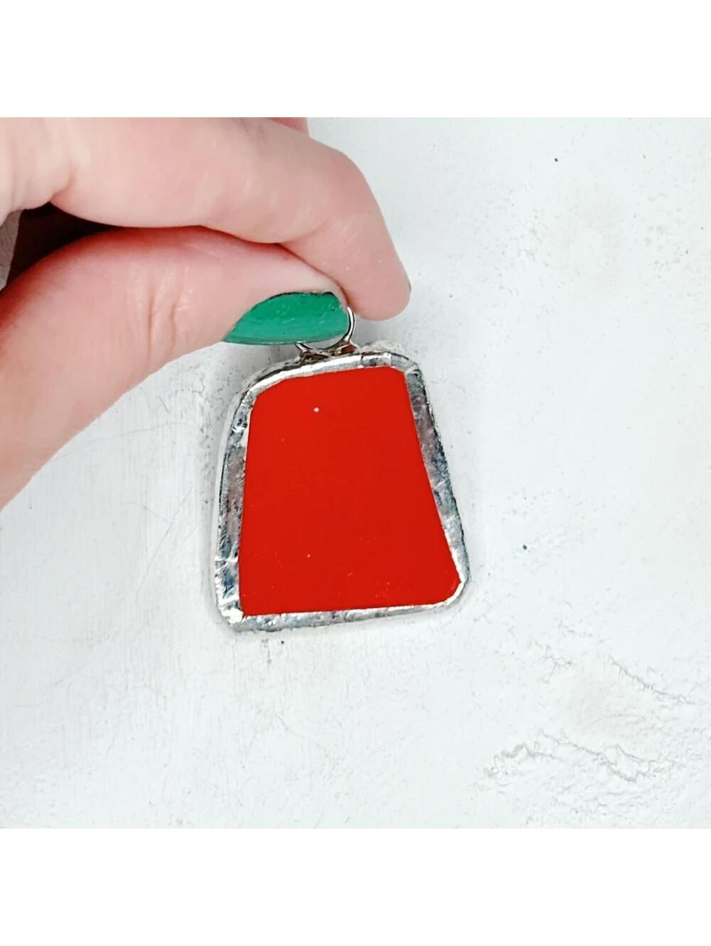 982L. Red Ceramic Pendant - Picture 6 of 9